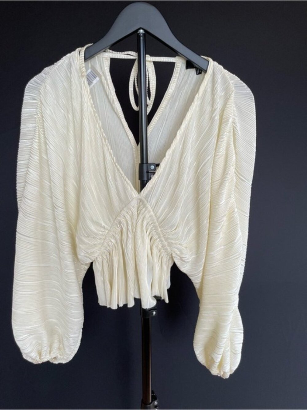 Lulus Ivory Pleated Long Sleeve Tie-Back Blouse XS Womens Top